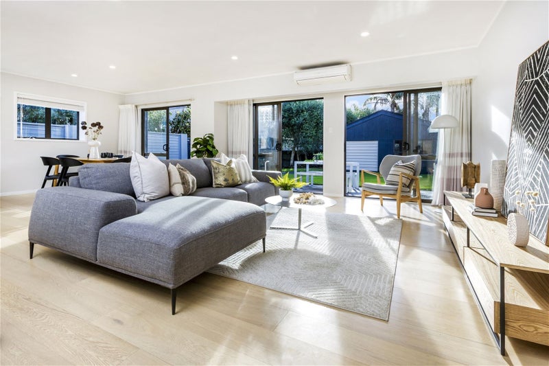 10A Norwood Road, Bayswater, Auckland - Carousel 2