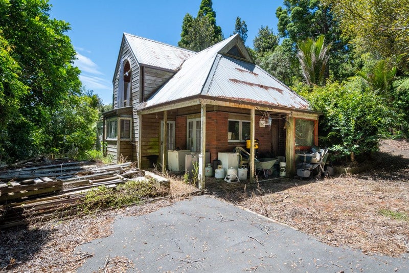 154 Opanuku Road, Henderson Valley, Auckland - Carousel 1