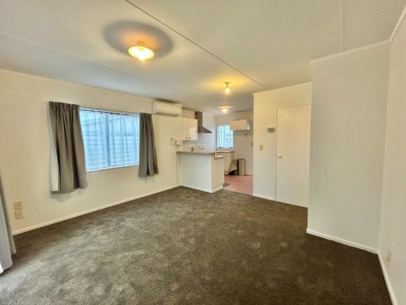 5 Logan Avenue, Marewa, Napier - Carousel 2