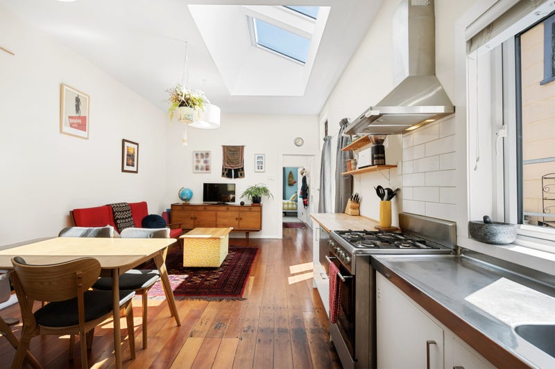 32 Rhodes Street, Newtown, Wellington - Carousel 2