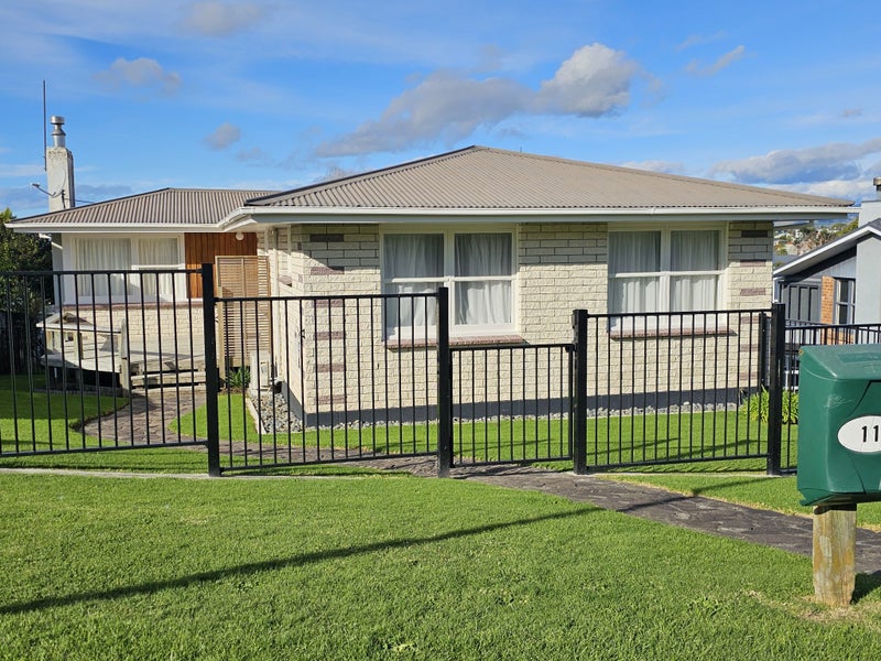 11 Highfield Crescent, Brookfield, Tauranga - Carousel 2