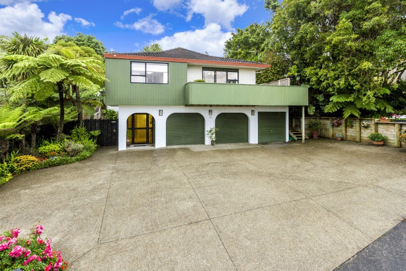 12 Serrata Place, Browns Bay, Auckland - Carousel 2