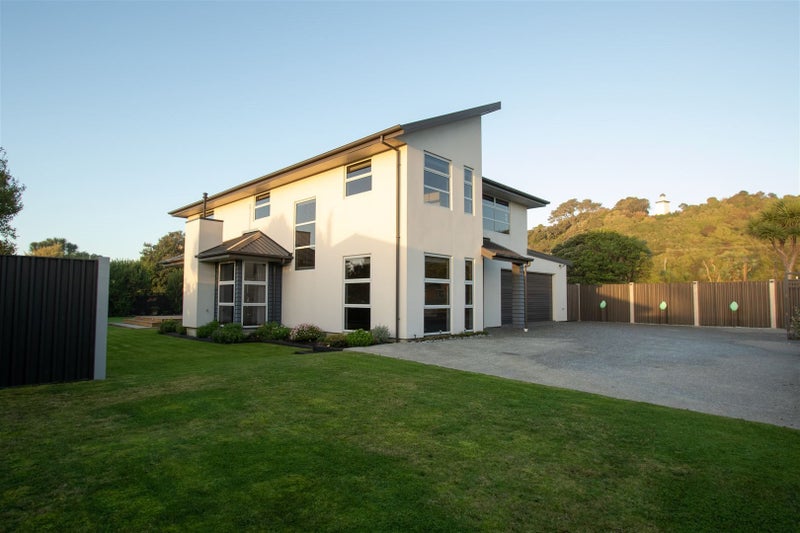 14 Richards Drive, Hokitika - Carousel 1