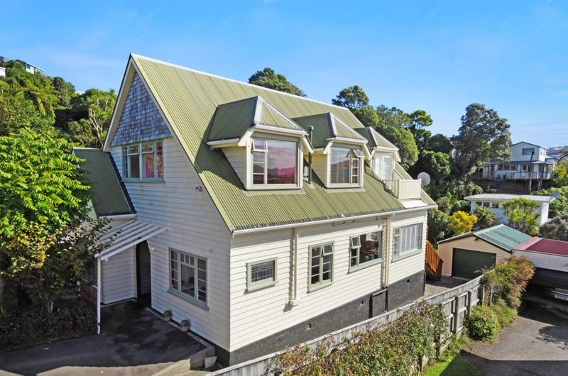 10 Henderson Street, Karori, Wellington - Carousel 2