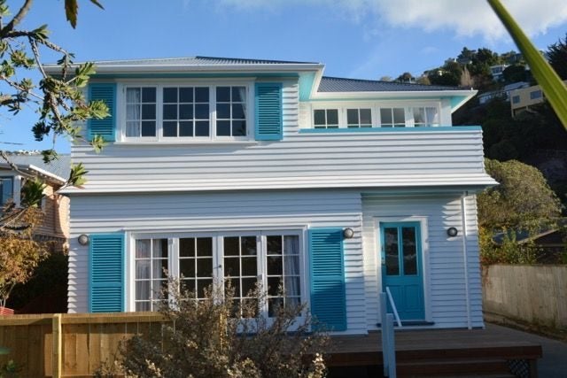 10 Marriner Street, Sumner, Christchurch - Carousel 1