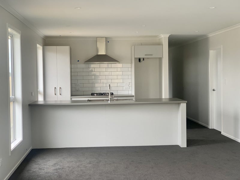 92 Pragma Rise, Huntington, Hamilton - Carousel 2