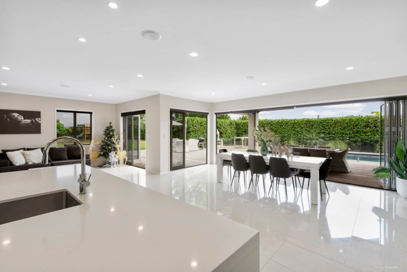 3 Armstrong Way, Waiuku, Waiuku - Carousel 2