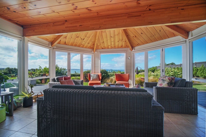 13 Gilberd Place, Torbay, Auckland - Carousel 2