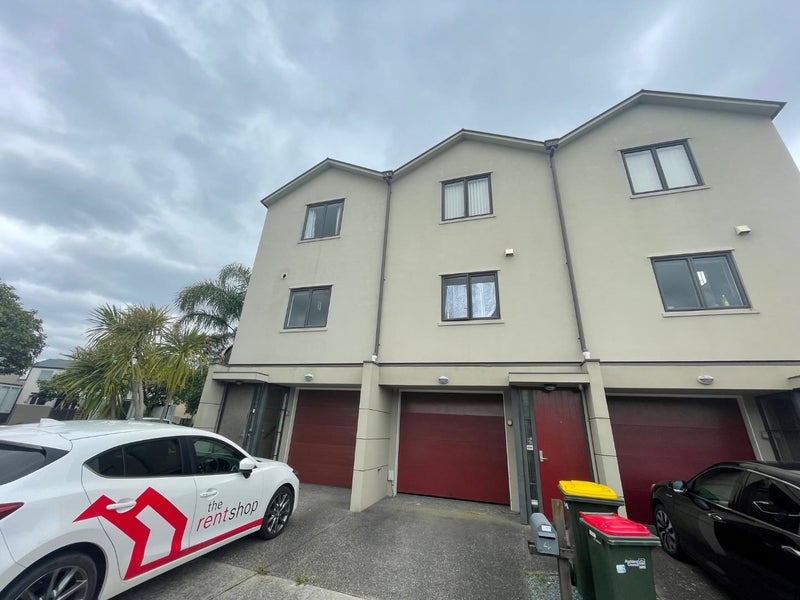 2 Opito Way, East Tamaki, Auckland - Carousel 2