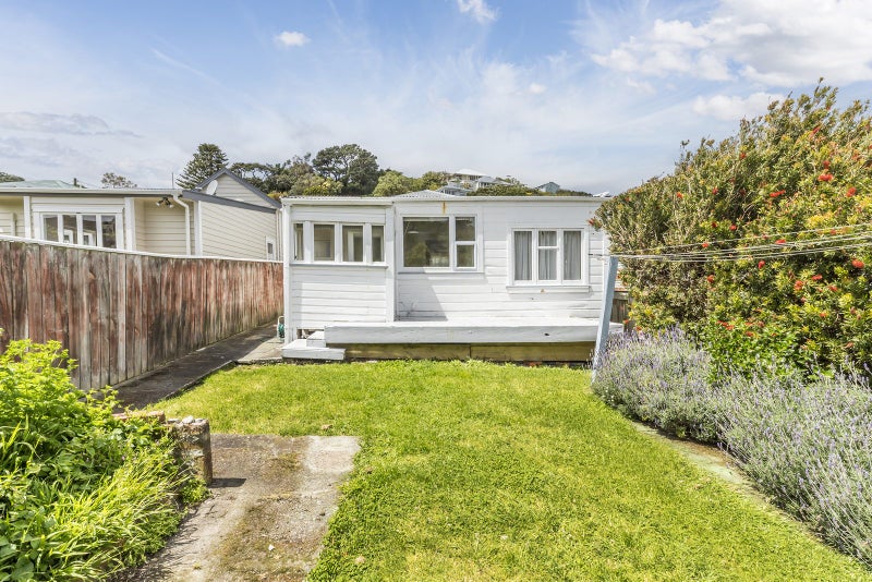 78 Hamilton Road, Hataitai, Wellington - Carousel 2