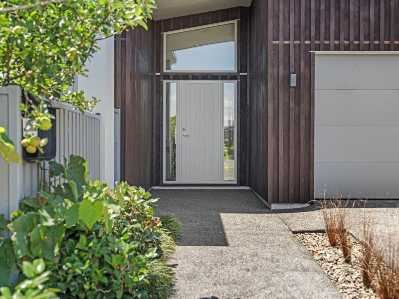 18 St Pauls Drive, Brookfield, Tauranga - Carousel 2