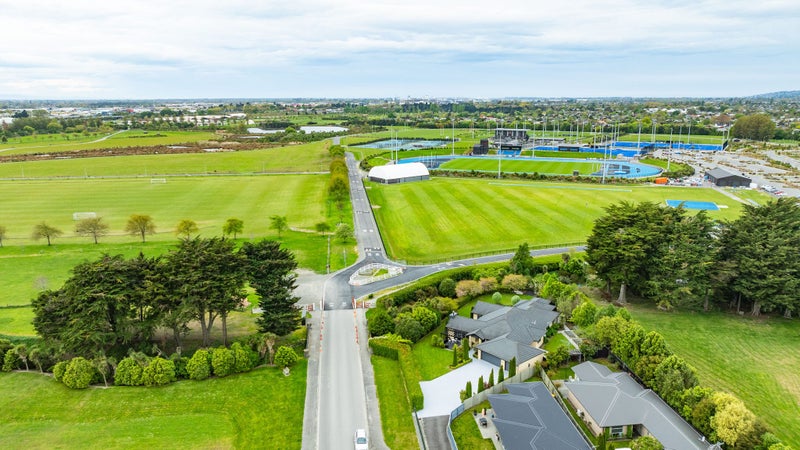 100 McMahon Drive, Aidanfield, Christchurch - Carousel 41