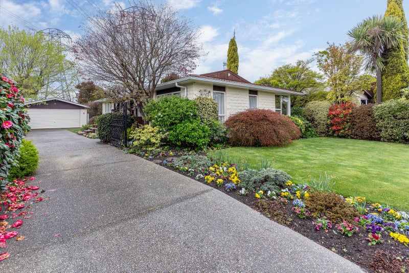 28 Ambleside Drive, Burnside, Christchurch - Carousel 1