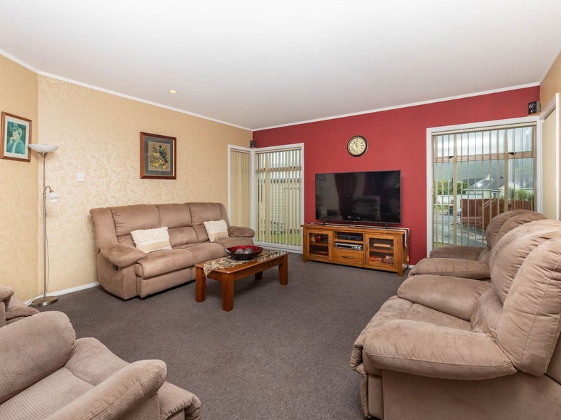 60 Firth Street, Cobden, Greymouth - Carousel 2