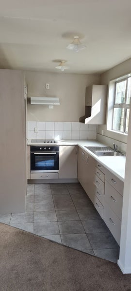 4/45 Rolleston Street, Mount Cook, Wellington - Carousel 2