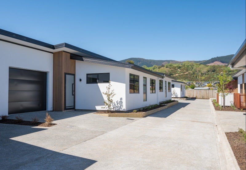 3/611 Main Road, Stoke, Nelson - Carousel 1