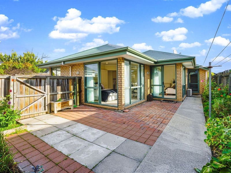 2/385 Barrington Street, Spreydon, Christchurch - Carousel 1