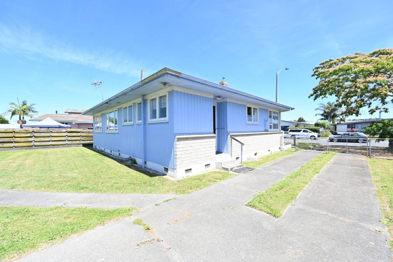 51 York Avenue, Tamatea, Napier - Carousel 2