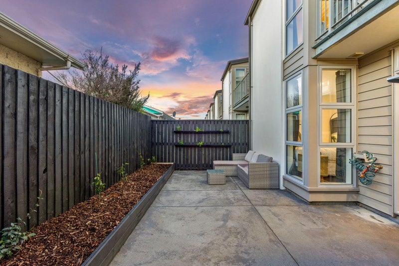 36I Southampton Street, Sydenham, Christchurch - Carousel 2