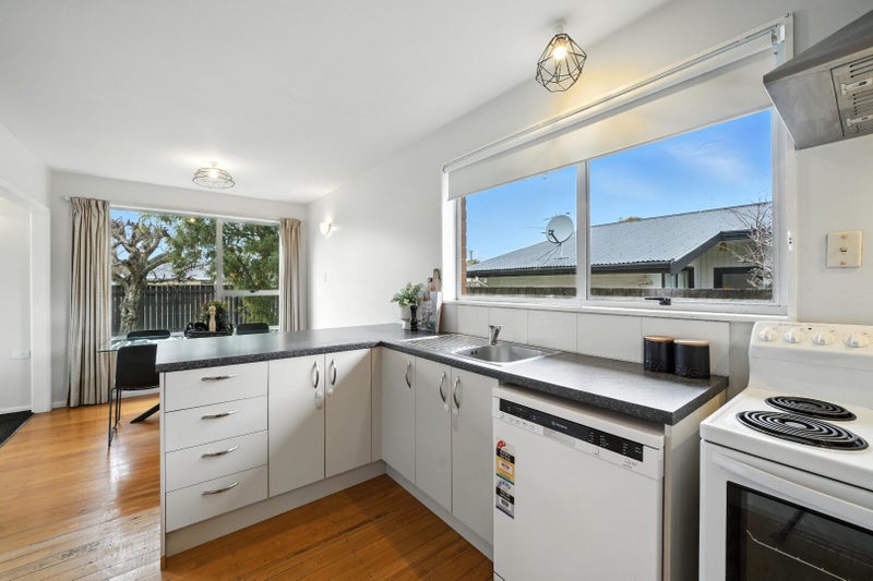 6 Larsens Road, Halswell, Christchurch - Carousel 2