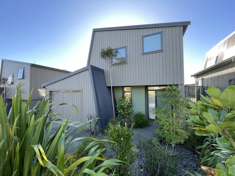 15 Lacebark Lane, Woodridge, Wellington - Carousel 1