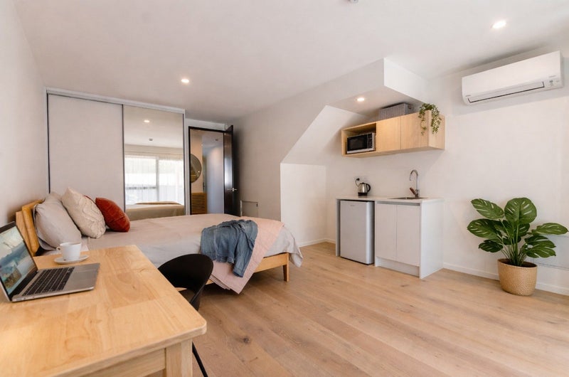 872B Mount Eden Road, Three Kings, Auckland - Carousel 1