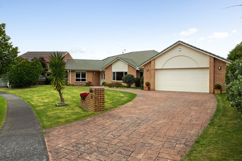 81 Keswick Crescent, Huntington, Hamilton - Carousel 2