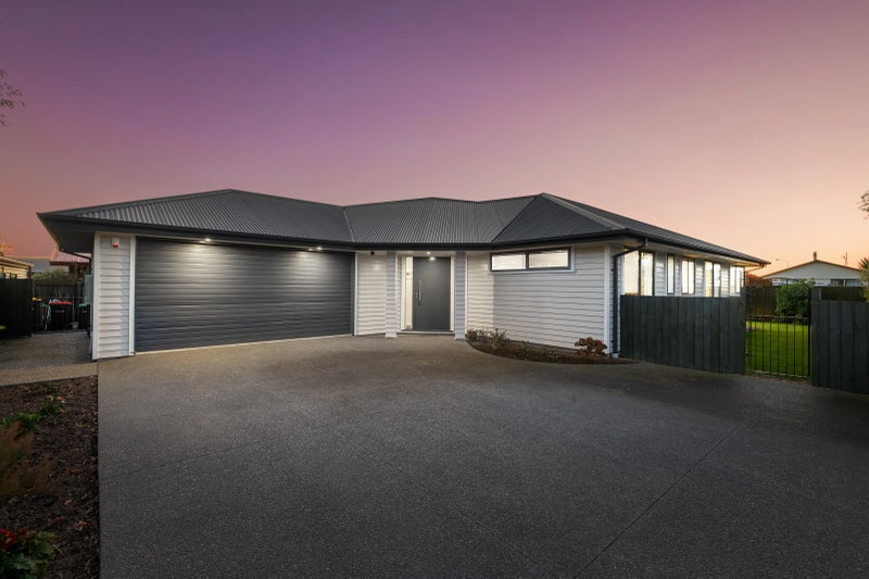 37 Kirsten Place, Parklands, Christchurch - Carousel 2