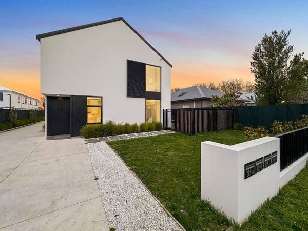 209A Cranford Street, St Albans, Christchurch - Carousel 1