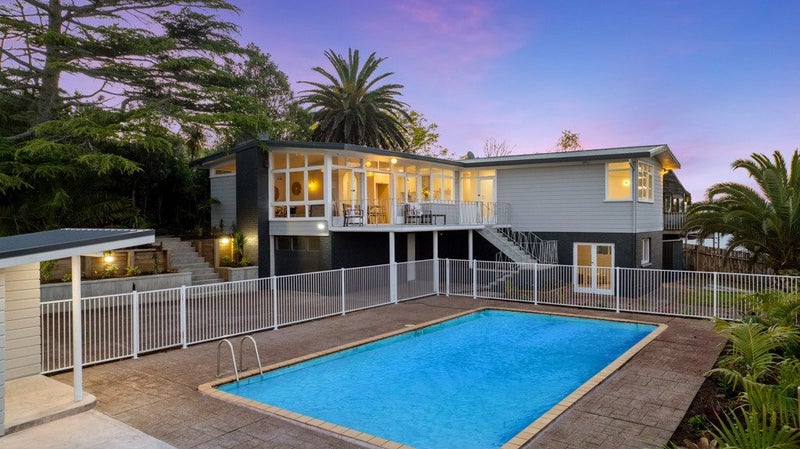 191 Metcalfe Road, Ranui, Auckland - Carousel 1