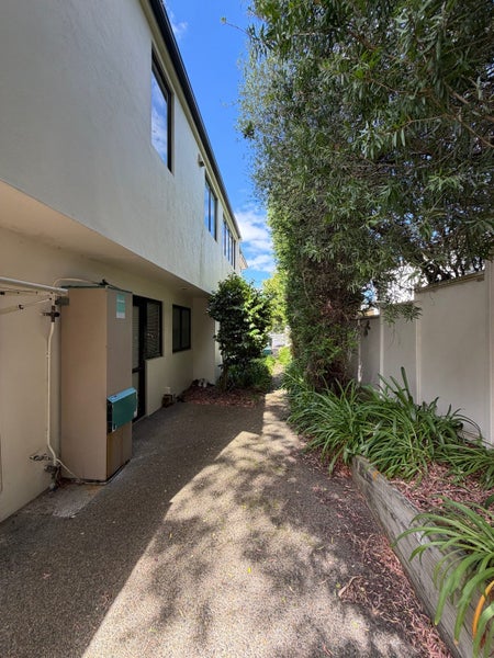 30A Manawa Road, Remuera, Auckland - Carousel 2
