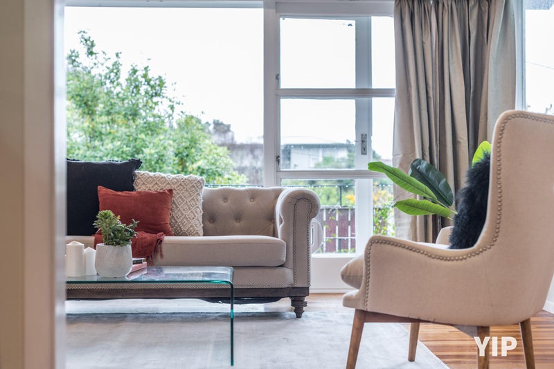 14 Leona Way, Paparangi, Wellington - Carousel 1