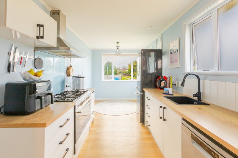 59 Hillary Crescent, Maraenui, Napier - Carousel 2