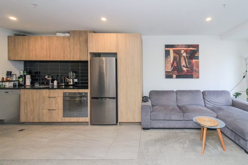 W408/160 Victoria Street, Te Aro, Wellington - Carousel 1