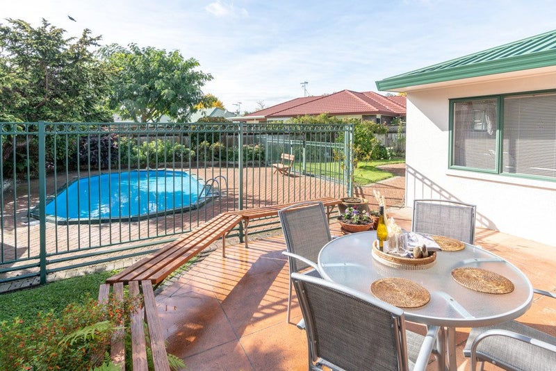 30 Caversham Drive, Rototuna, Hamilton - Carousel 1