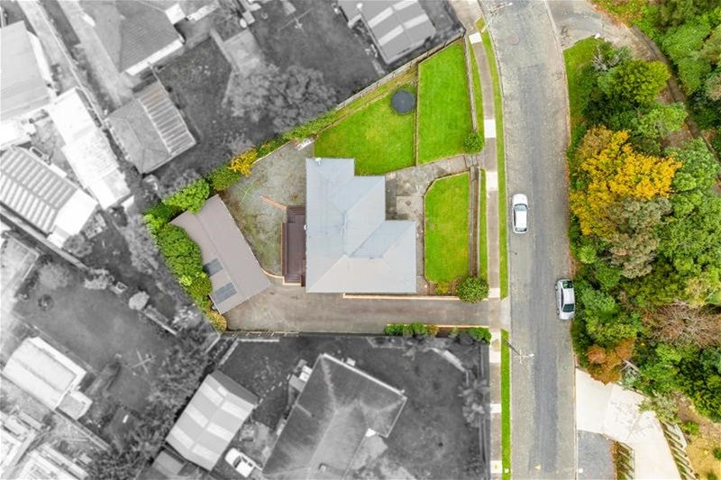 4 Sharpe Crescent, Wainuiomata, Lower Hutt - Carousel 2
