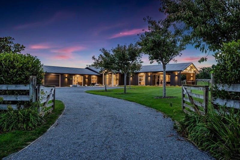 423 Cardiff Road, Pembroke, Stratford - Carousel 1