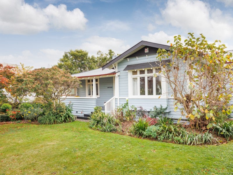35 Manson Street, Terrace End, Palmerston North - Carousel 2