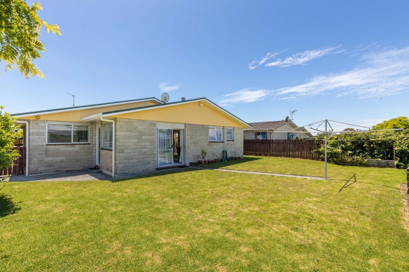 10 Camellia Avenue, Bell Block, New Plymouth - Carousel 2