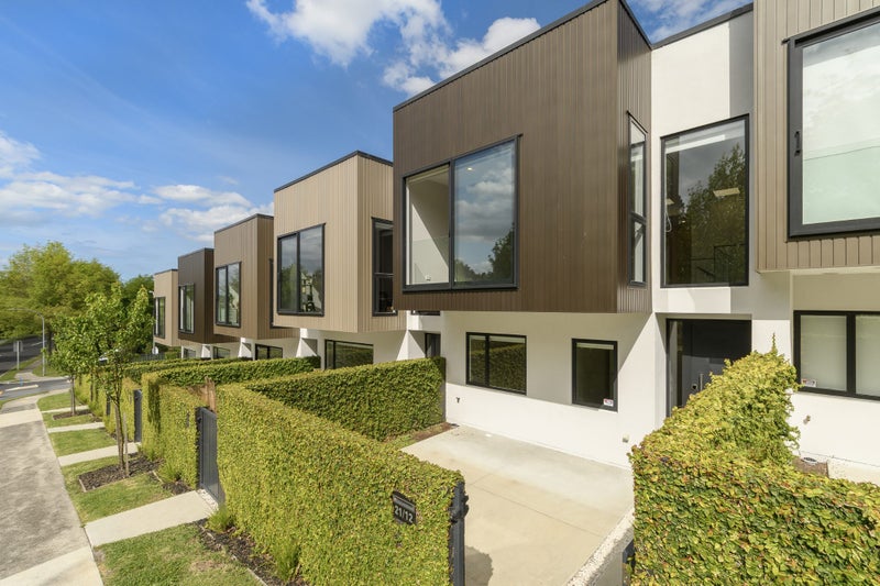 12 Westmorland Rise, Bethlehem, Tauranga - Carousel 1