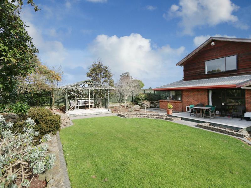 160 AMBERLEY AVE, HIGHBURY, Palmerston North - Carousel 2