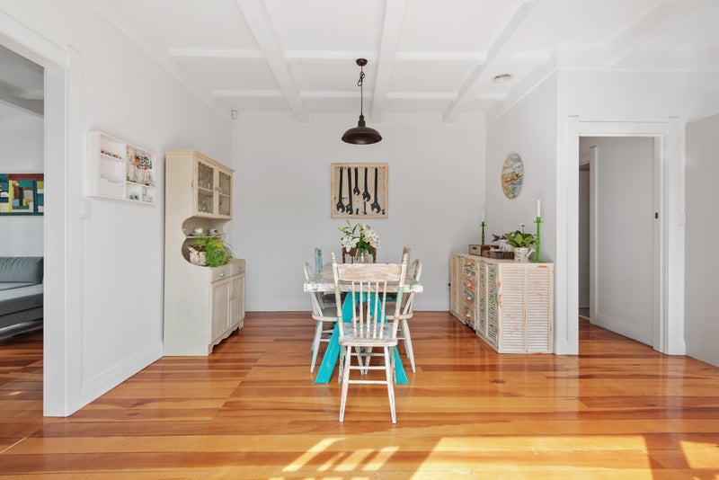 49 Lippiatt Road, Otahuhu, Auckland - Carousel 2