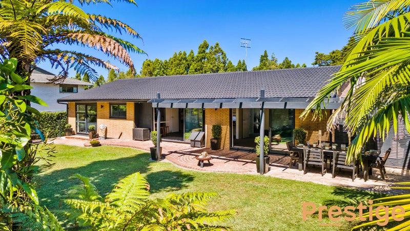 6 Fitzpatrick Place, Chatswood, Auckland - Carousel 1