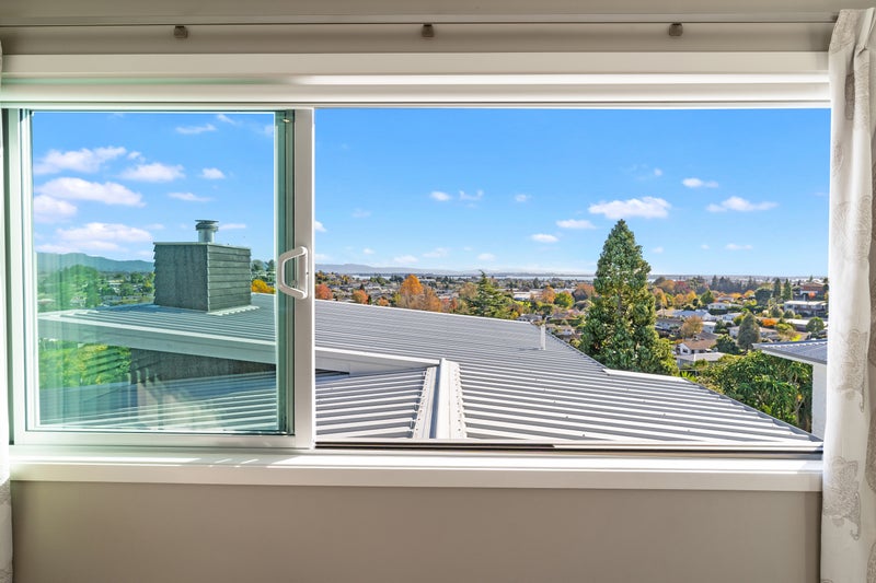 31B Brookfield Terrace, Brookfield, Tauranga - Carousel 2