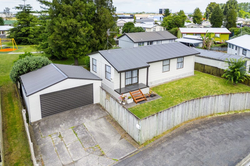 4 Windleborn Lane, Melville, Hamilton - Carousel 1