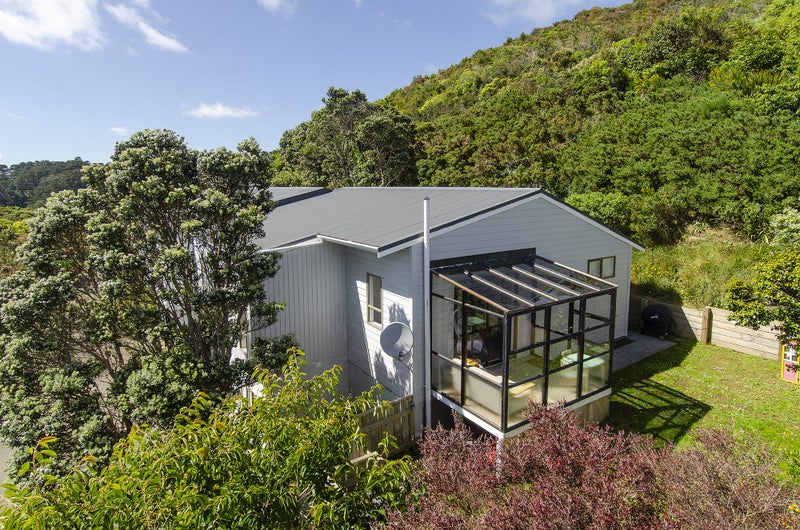 38 Voltaire Street, Karori, Wellington - Carousel 20