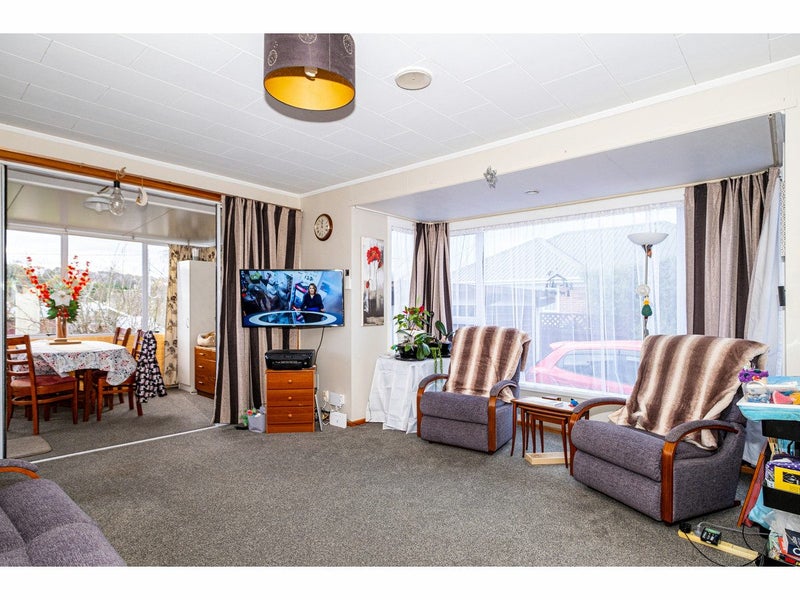 2/53 Douglas Street, Highfield, Timaru - Carousel 2