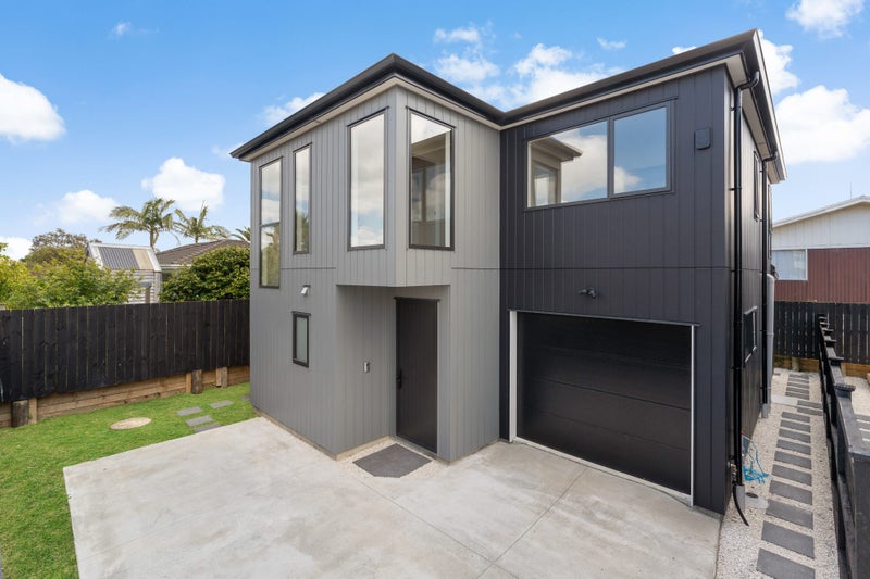 78D Seaview Road, Glenfield, Auckland - Carousel 1