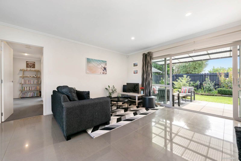 4 Neill Boak Place, Beachlands, Auckland - Carousel 2