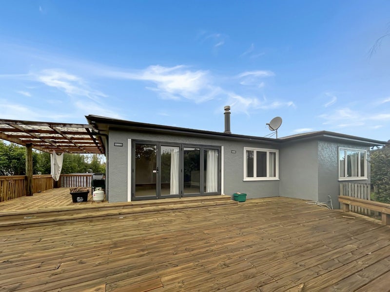15 Salisbury Avenue, Terrace End, Palmerston North - Carousel 11
